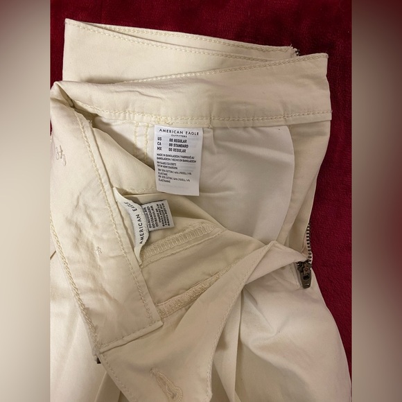 cream colour skirt from american eagle - Picture 2 of 3